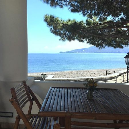 Hotel Mercanti Di Mare ซานตา มาริน่า ซาลินา ภายนอก รูปภาพ